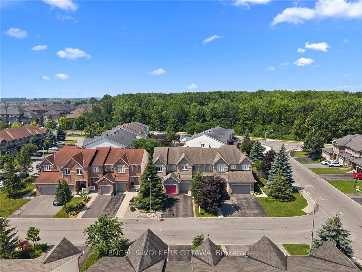 Photo 40 of 104 Jersey Tea Circle, Ottawa, Riverside South/Gloucester Glen — HOMEH