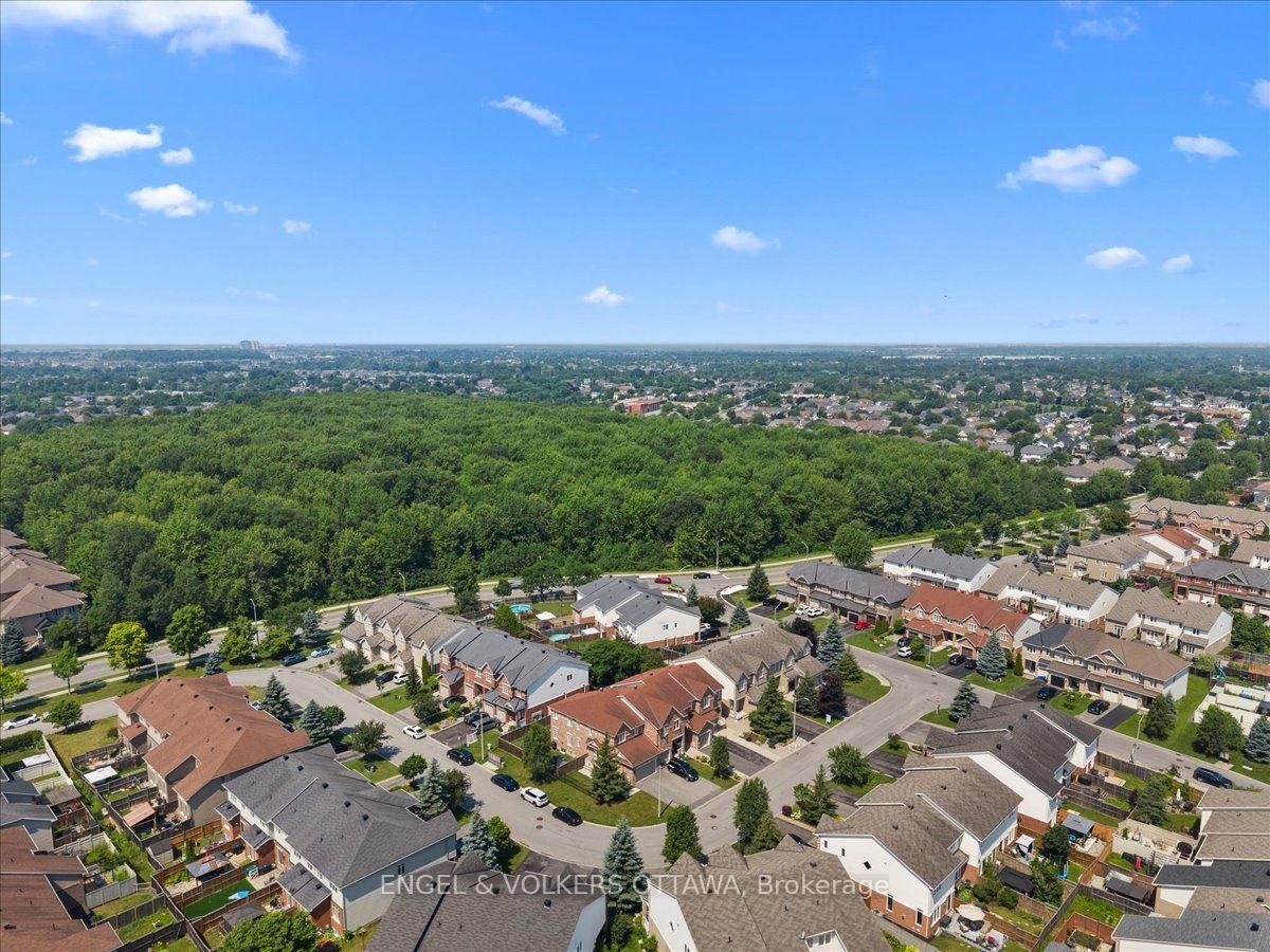 Photo 42 of 104 Jersey Tea Circle, Ottawa, Riverside South/Gloucester Glen — HOMEH