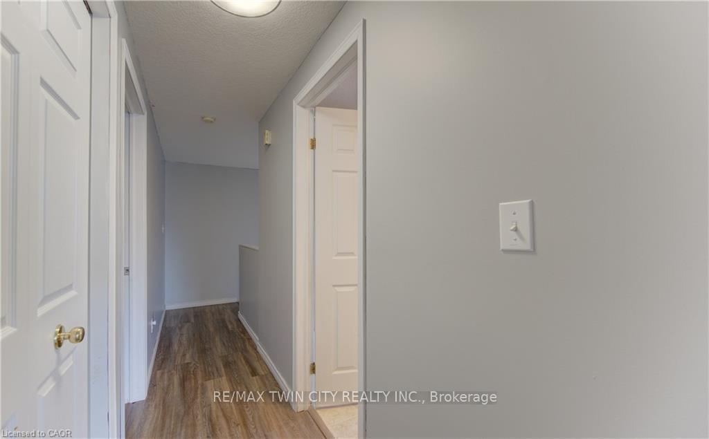 Photo 27 of 39 Chantilly Street, Kitchener, Huron Park — HOMEH