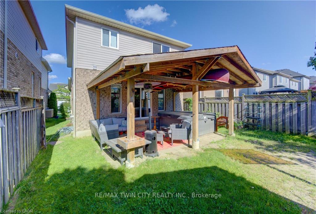 Photo 35 of 39 Chantilly Street, Kitchener, Huron Park — HOMEH