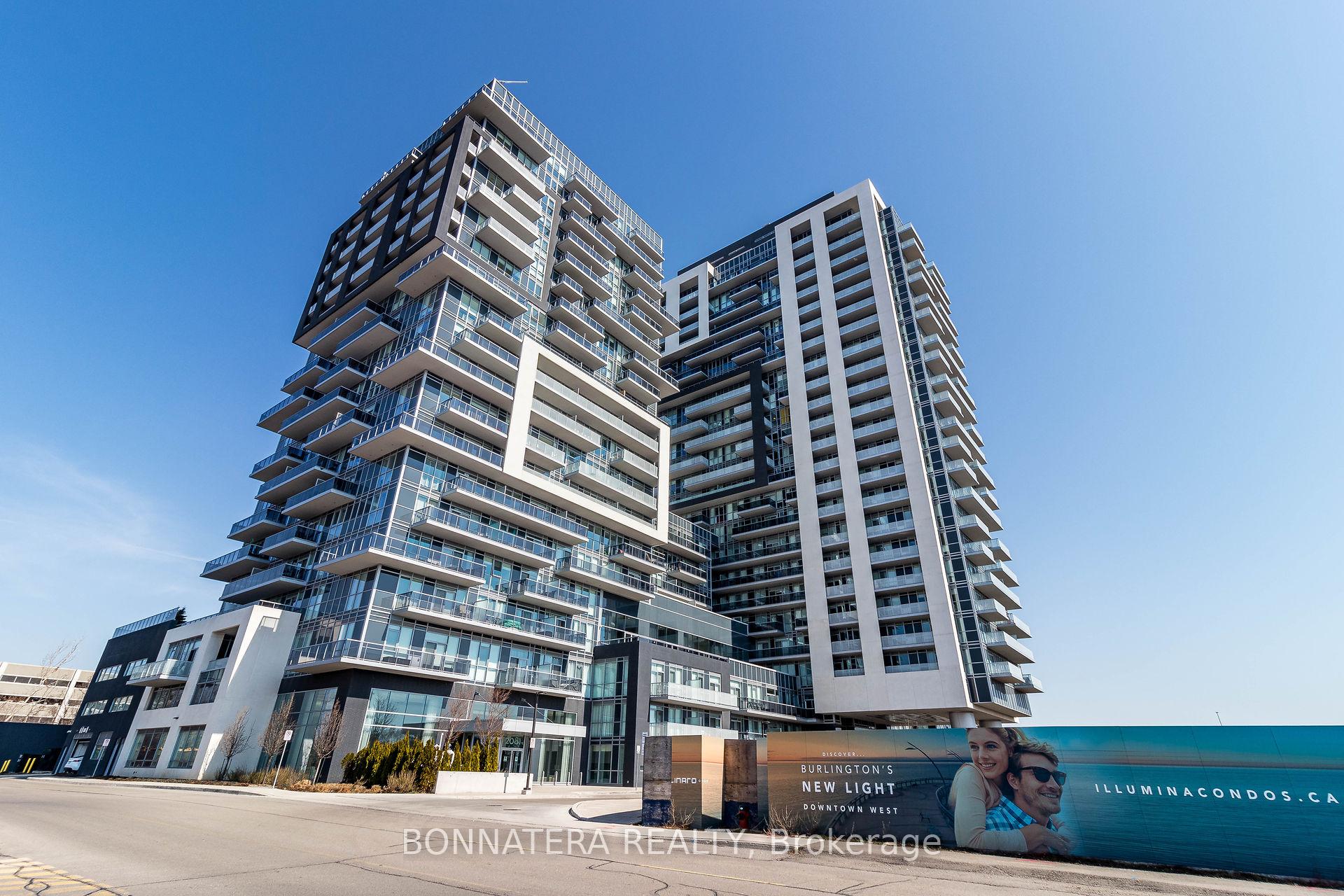 Front of Unit 803, 2081 Fairview Street