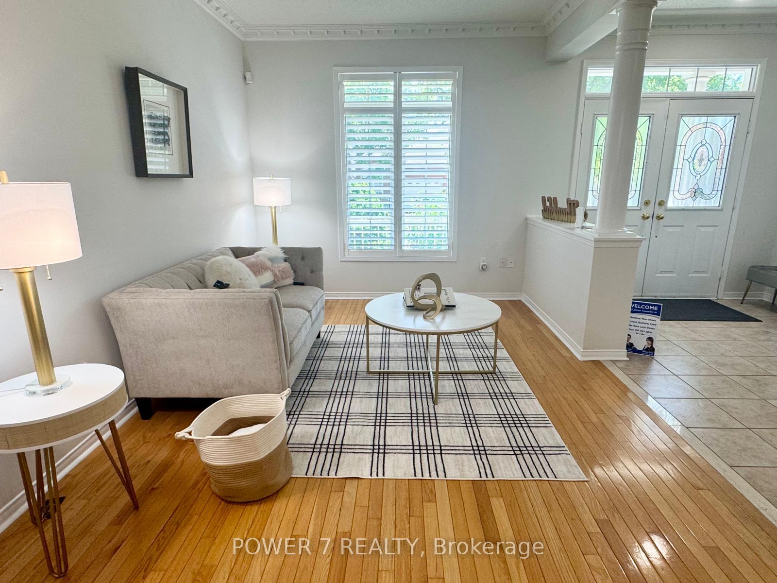 Photo 6 of 28 Cliveden Place, Markham, Berczy — HOMEH