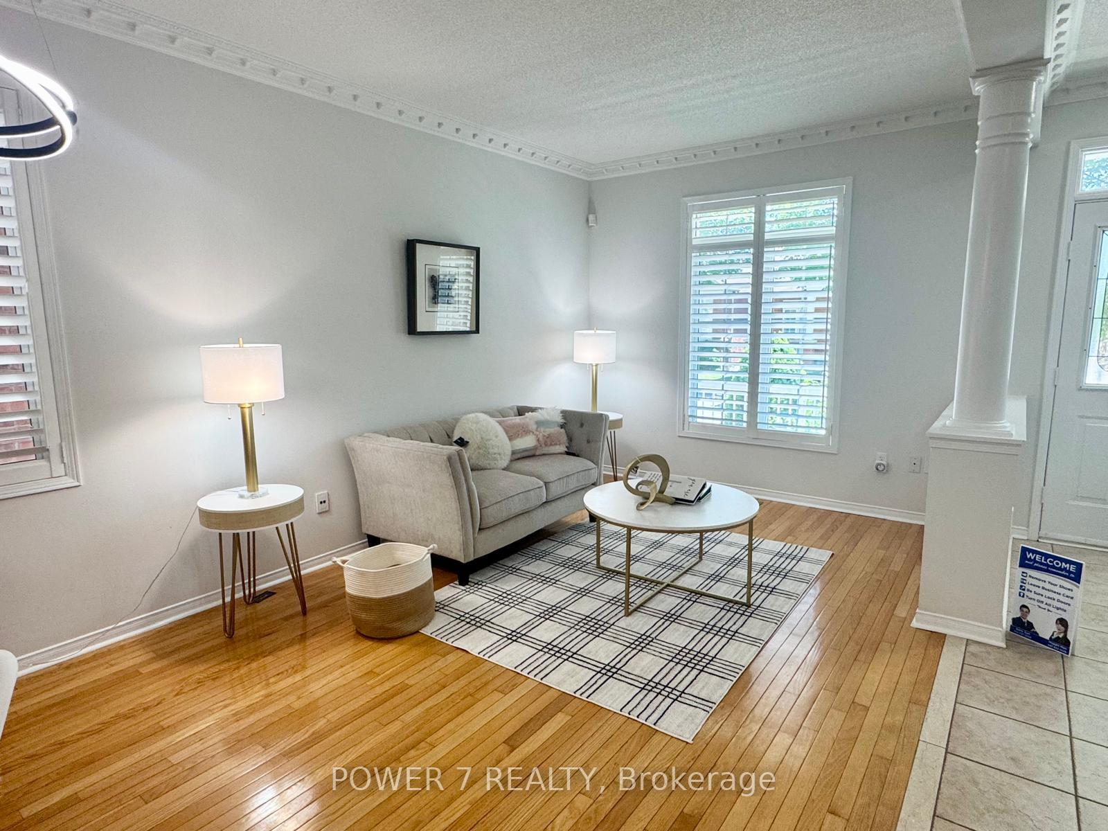 Photo 9 of 28 Cliveden Place, Markham, Berczy — HOMEH