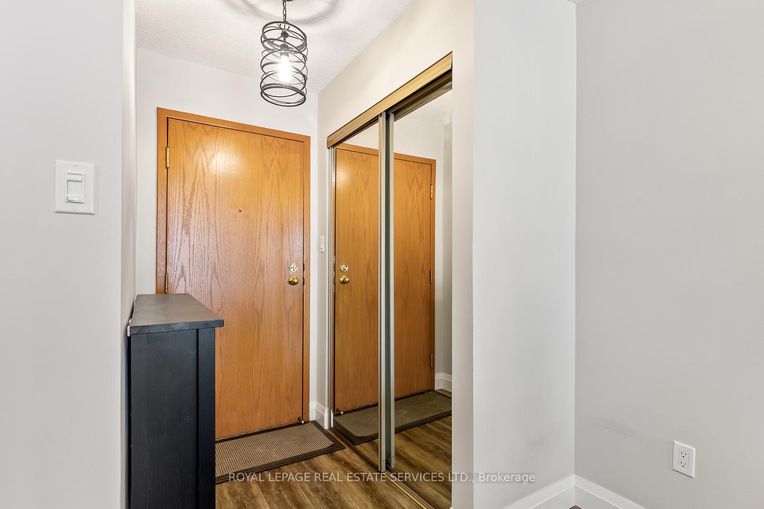 Photo 5 of Unit 1608, 44 St. Joseph Street, Toronto, Bay Street Corridor — HOMEH