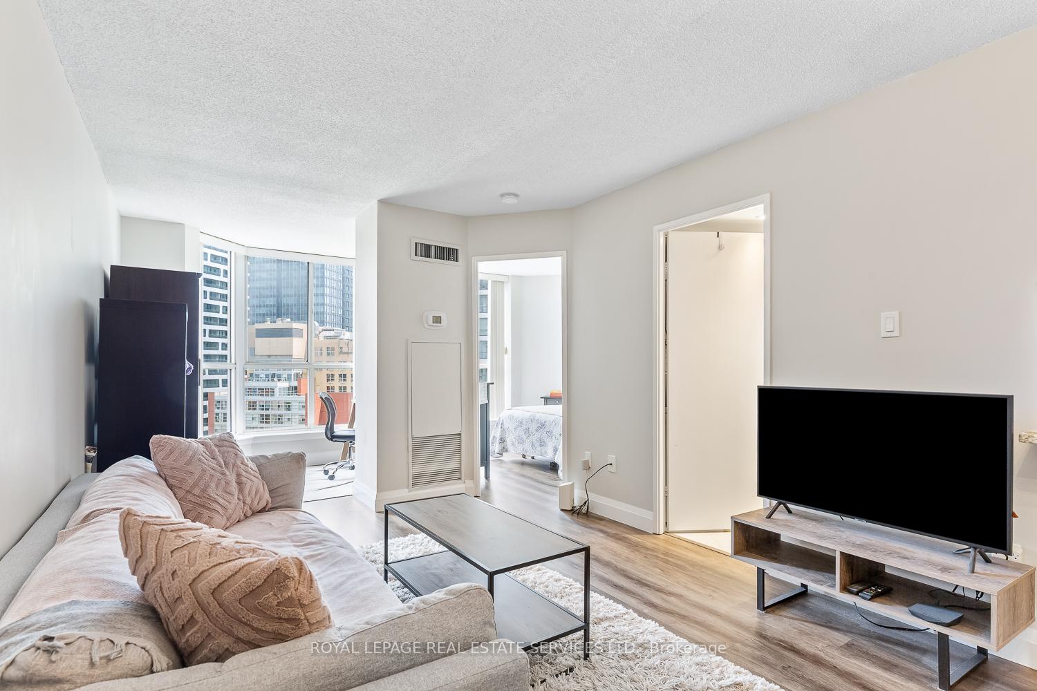 Photo 15 of Unit 1608, 44 St. Joseph Street, Toronto, Bay Street Corridor — HOMEH