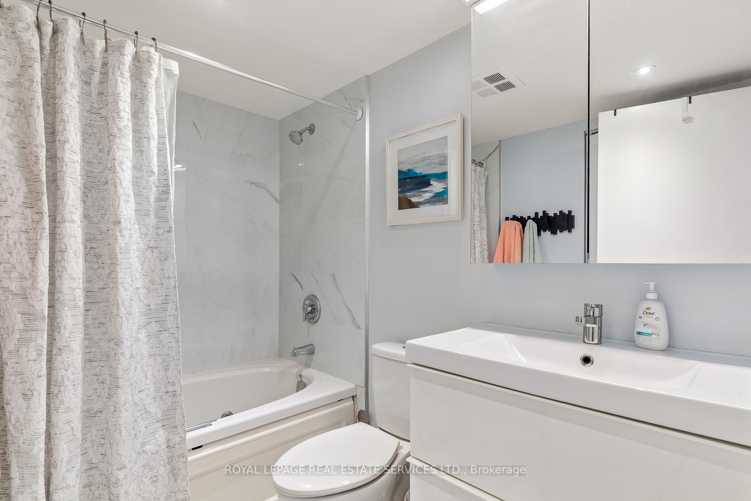 Photo 21 of Unit 1608, 44 St. Joseph Street, Toronto, Bay Street Corridor — HOMEH