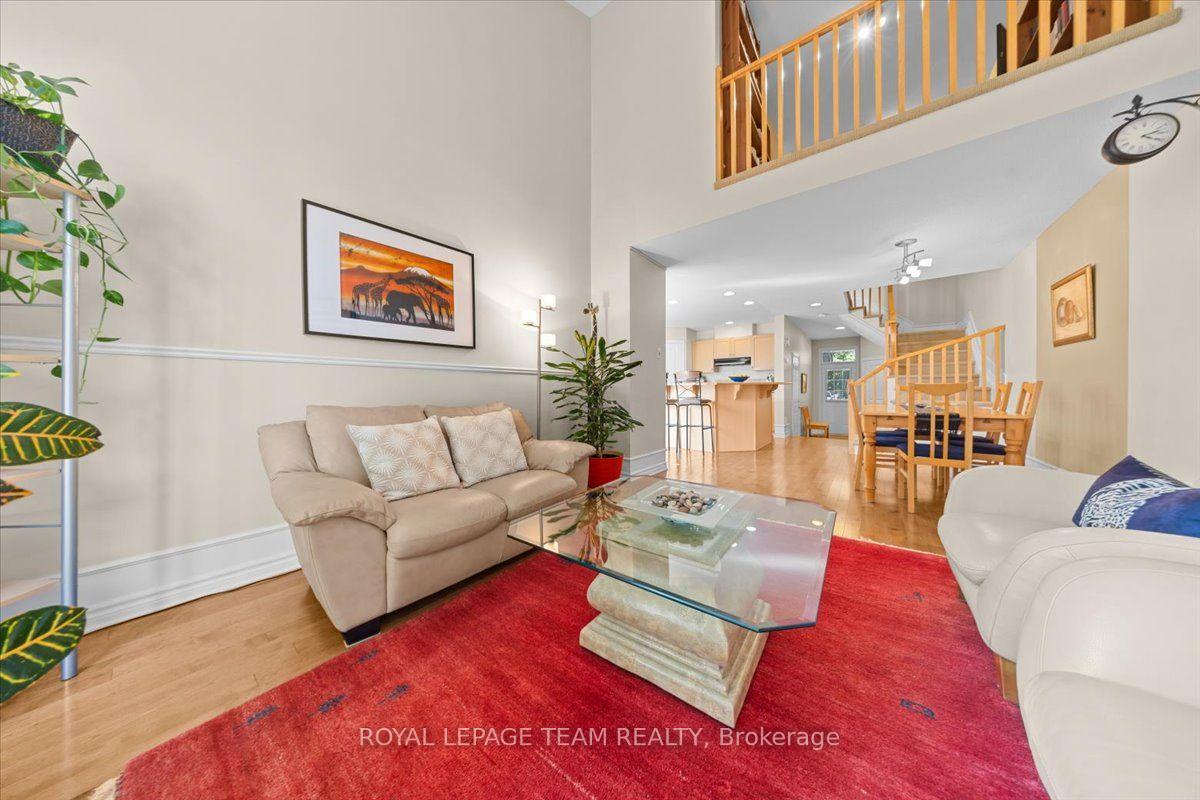 Photo 17 of 40 Saddlesmith Circle, Ottawa, Kanata - Emerald Meadows/Trailwest — HOMEH