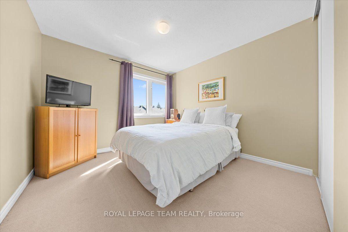 Photo 27 of 40 Saddlesmith Circle, Ottawa, Kanata - Emerald Meadows/Trailwest — HOMEH