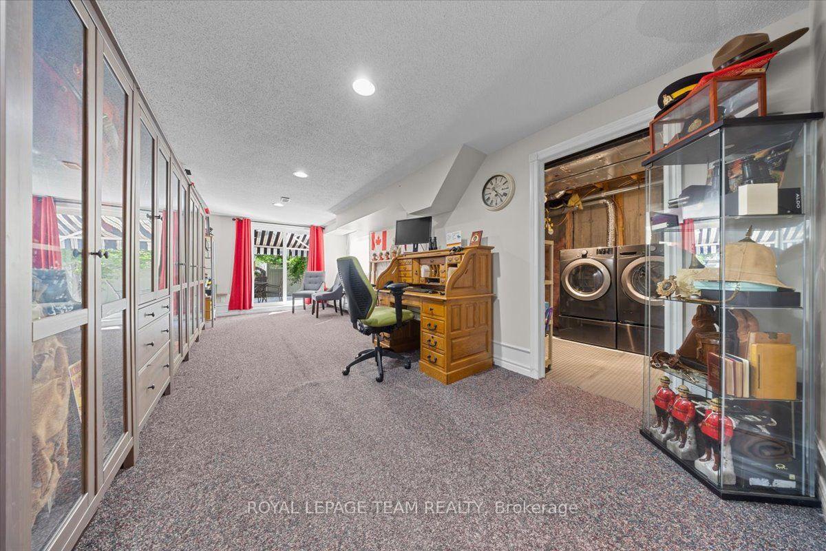 Photo 28 of 40 Saddlesmith Circle, Ottawa, Kanata - Emerald Meadows/Trailwest — HOMEH