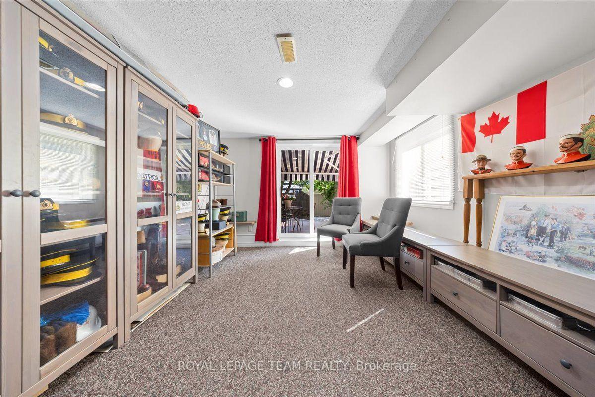Photo 30 of 40 Saddlesmith Circle, Ottawa, Kanata - Emerald Meadows/Trailwest — HOMEH