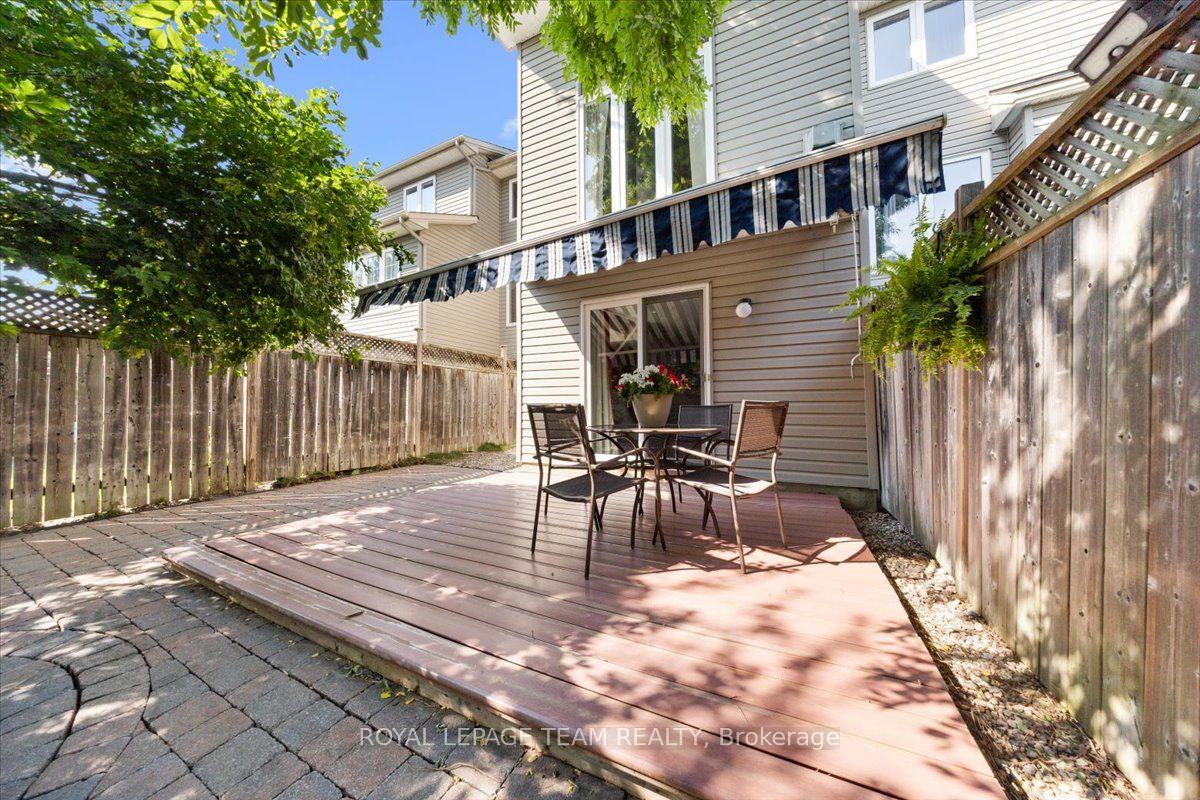 Photo 33 of 40 Saddlesmith Circle, Ottawa, Kanata - Emerald Meadows/Trailwest — HOMEH