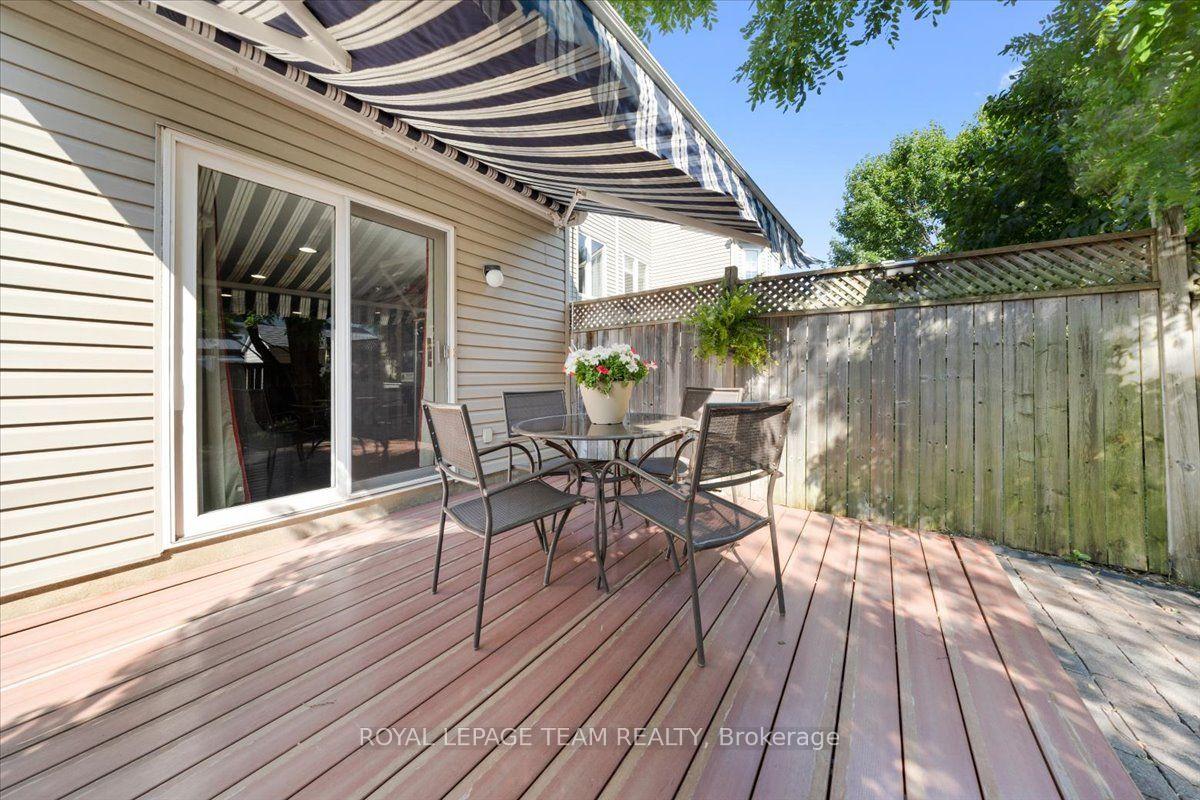 Photo 34 of 40 Saddlesmith Circle, Ottawa, Kanata - Emerald Meadows/Trailwest — HOMEH