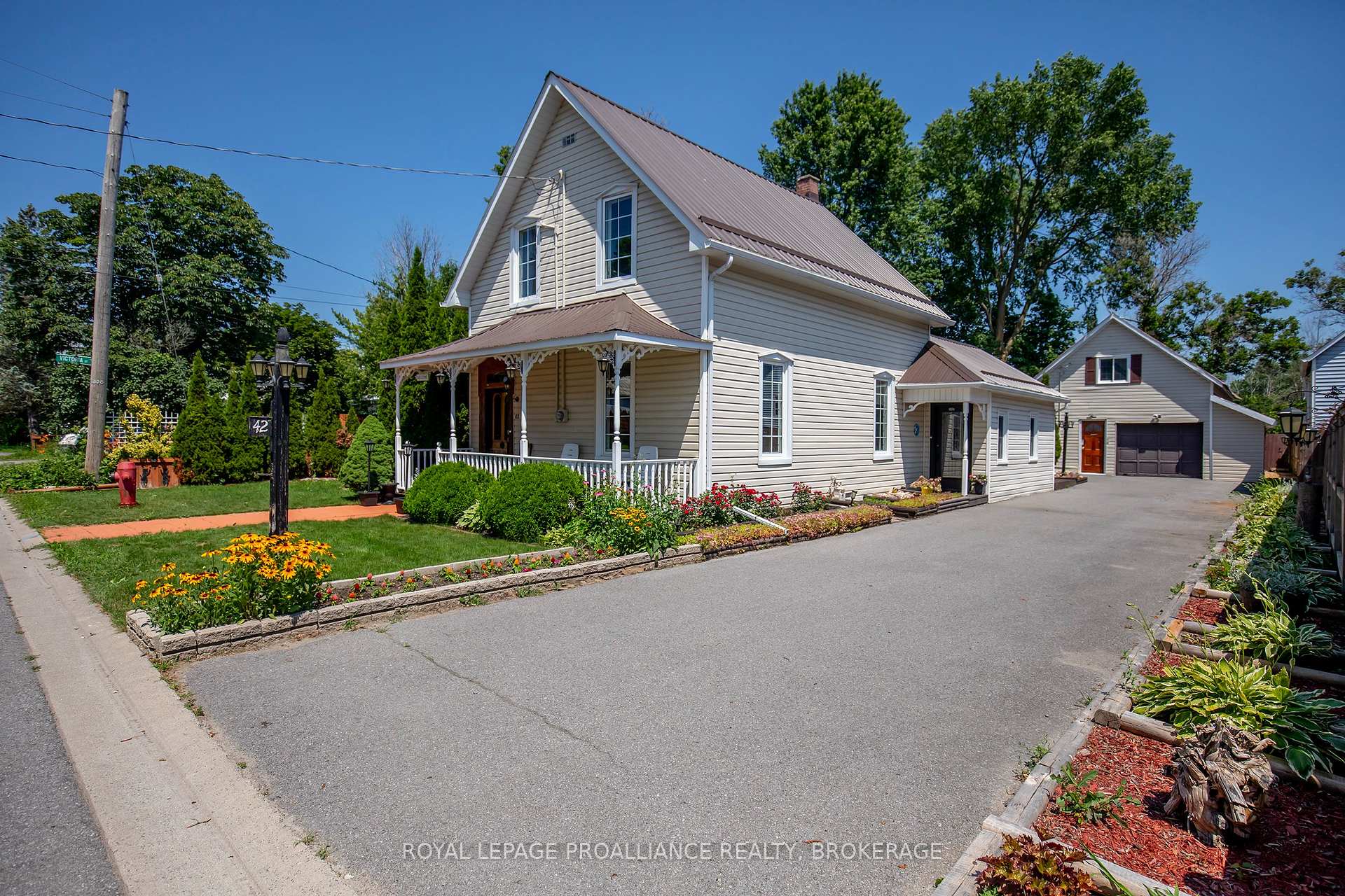 Photo 2 of 42 Factory Street, Loyalist, Odessa — HOMEH