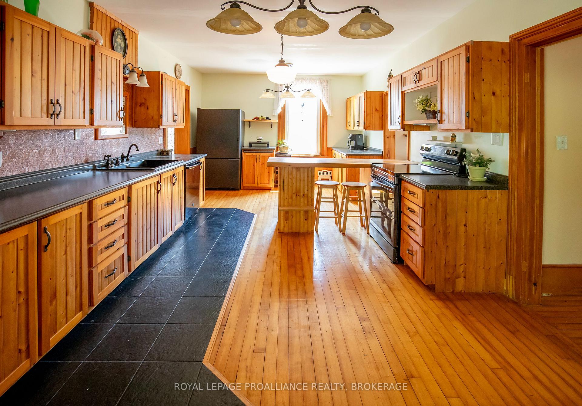 Photo 11 of 42 Factory Street, Loyalist, Odessa — HOMEH