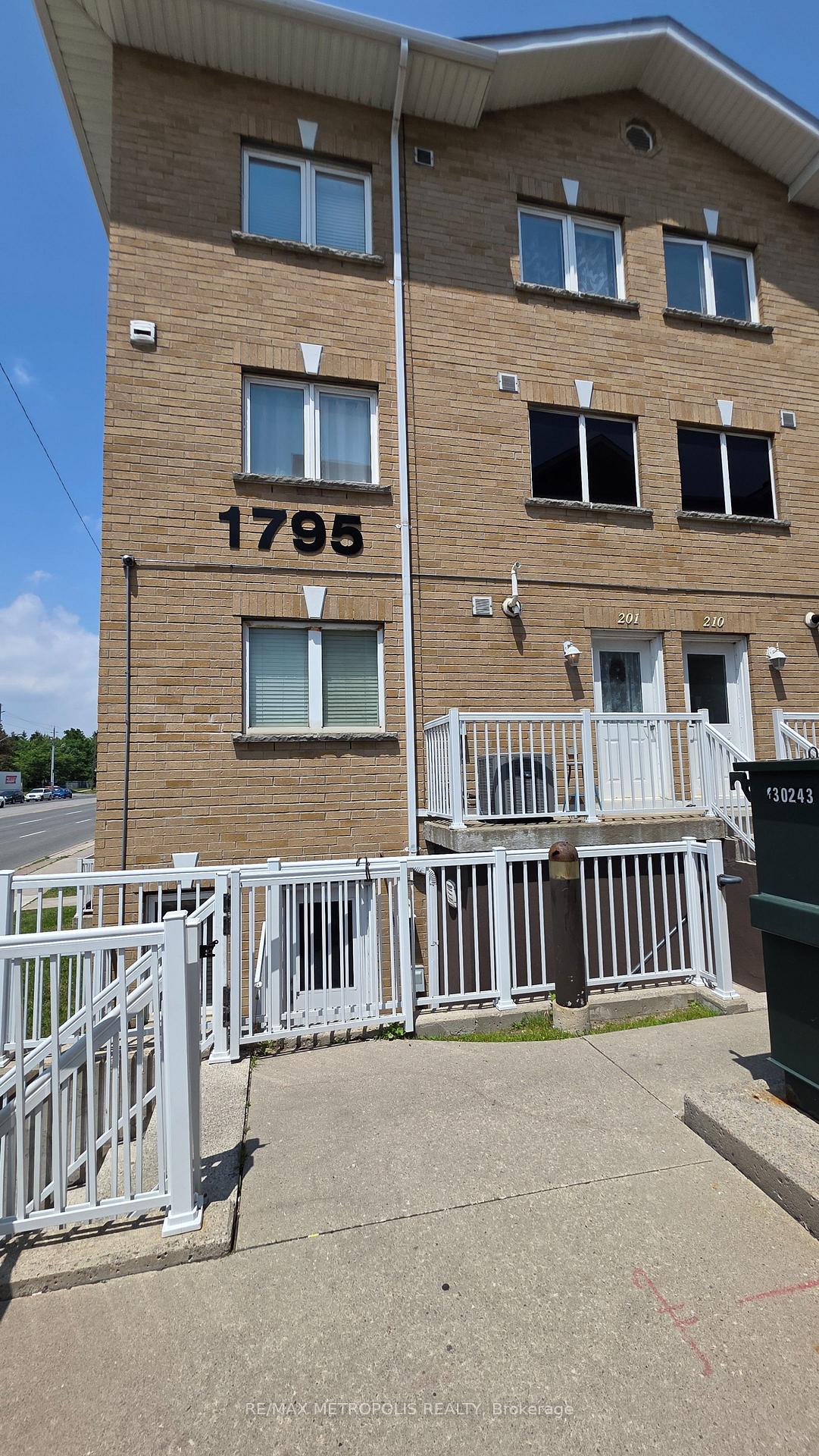 Photo 1 of Unit 210, 1795 Markham Road E, Scarborough, Malvern — HOMEH