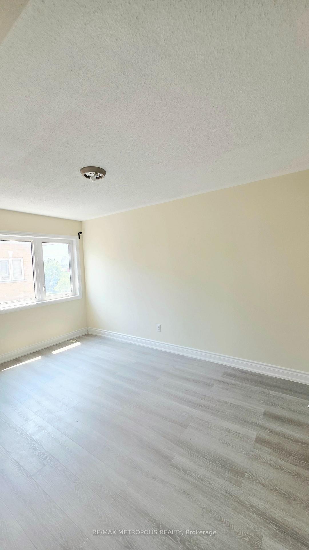 Photo 2 of Unit 210, 1795 Markham Road E, Scarborough, Malvern — HOMEH