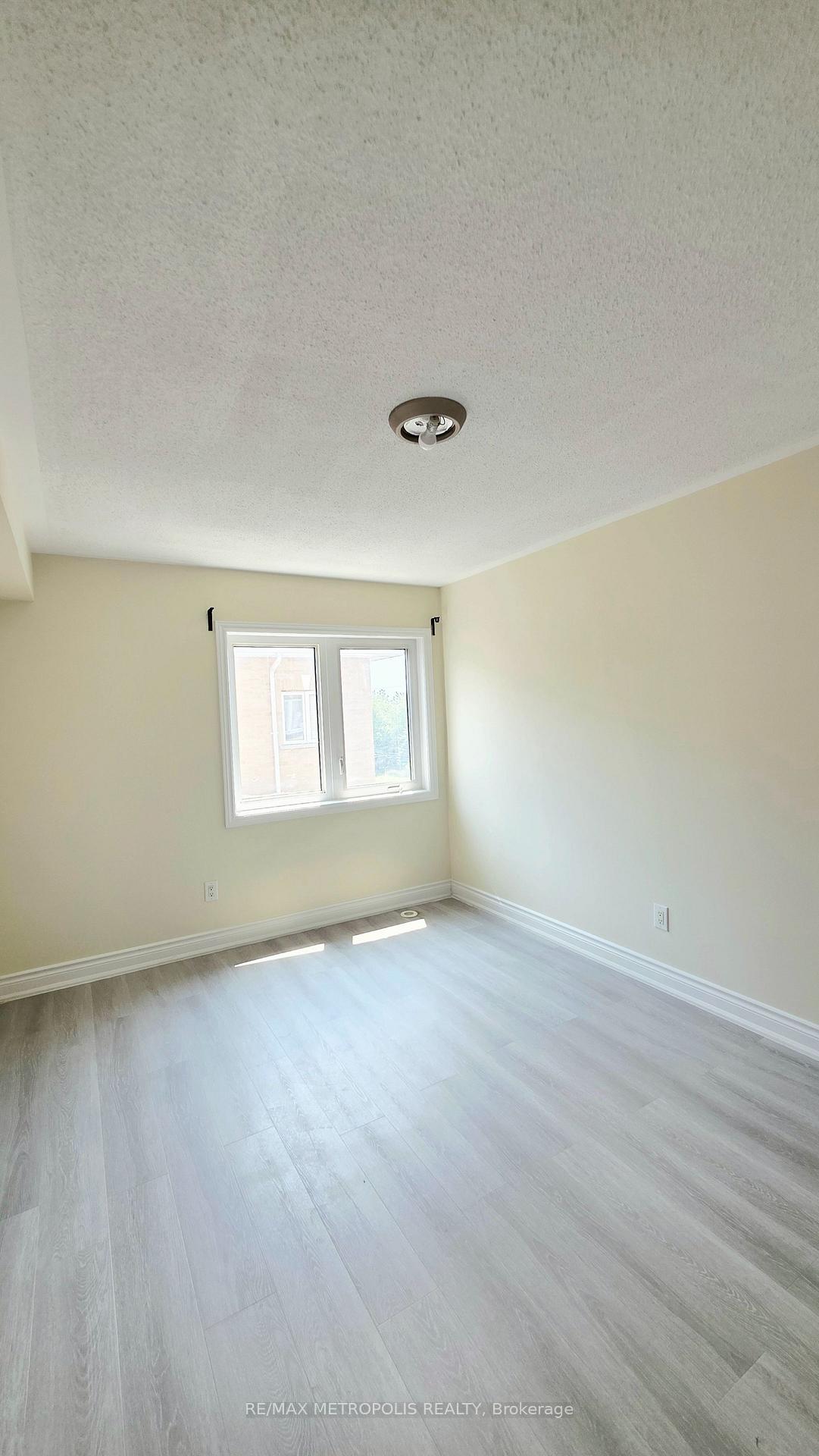 Photo 4 of Unit 210, 1795 Markham Road E, Scarborough, Malvern — HOMEH