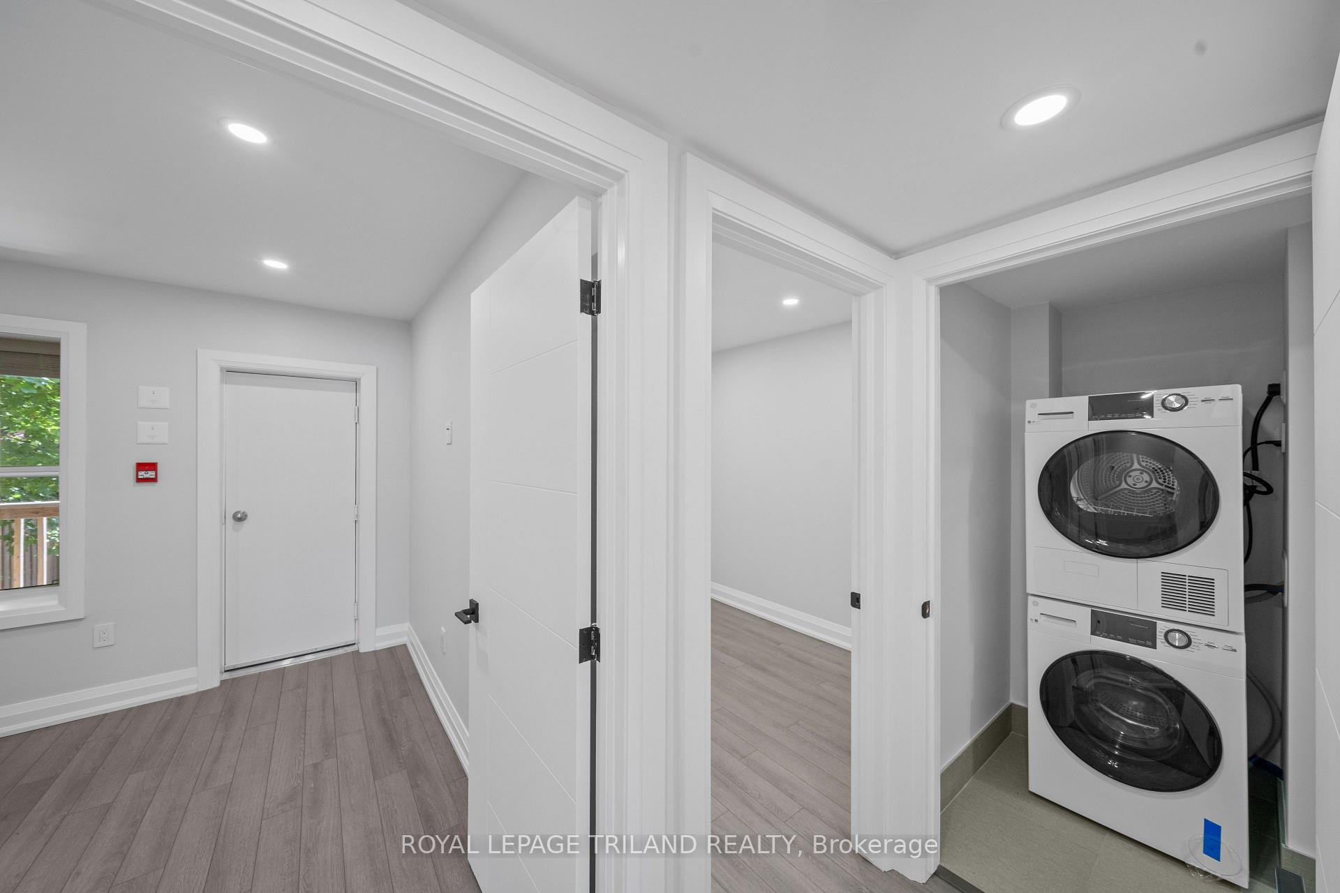 Photo 11 of Unit 5, 15 Balmoral Avenue S, Hamilton, Delta — HOMEH