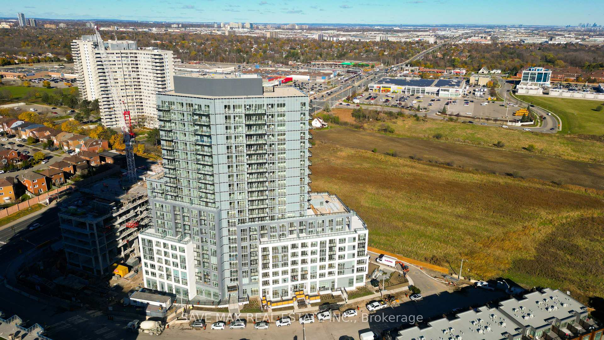 Photo of Unit 421, 225 Malta Avenue
