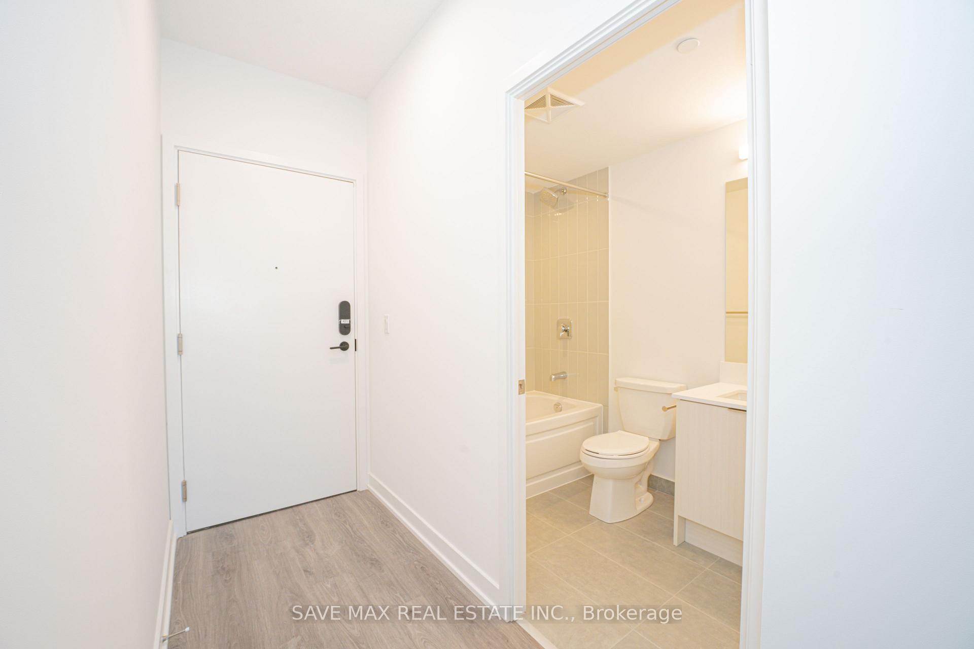 Photo 5 of Unit 421, 225 Malta Avenue, Brampton, Fletcher's Creek South — HOMEH