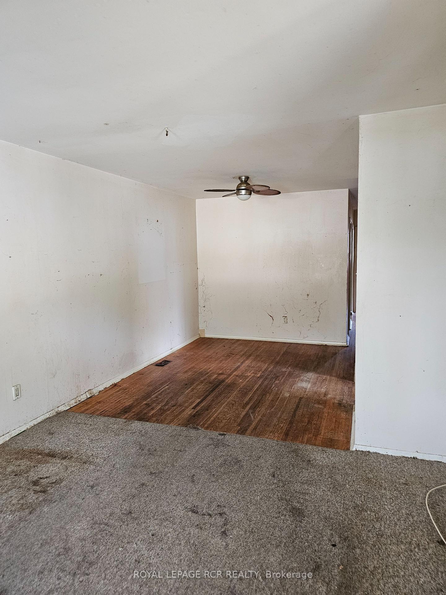 Photo 4 of 142 Cherrywood Drive, Newmarket, Bristol-London — HOMEH