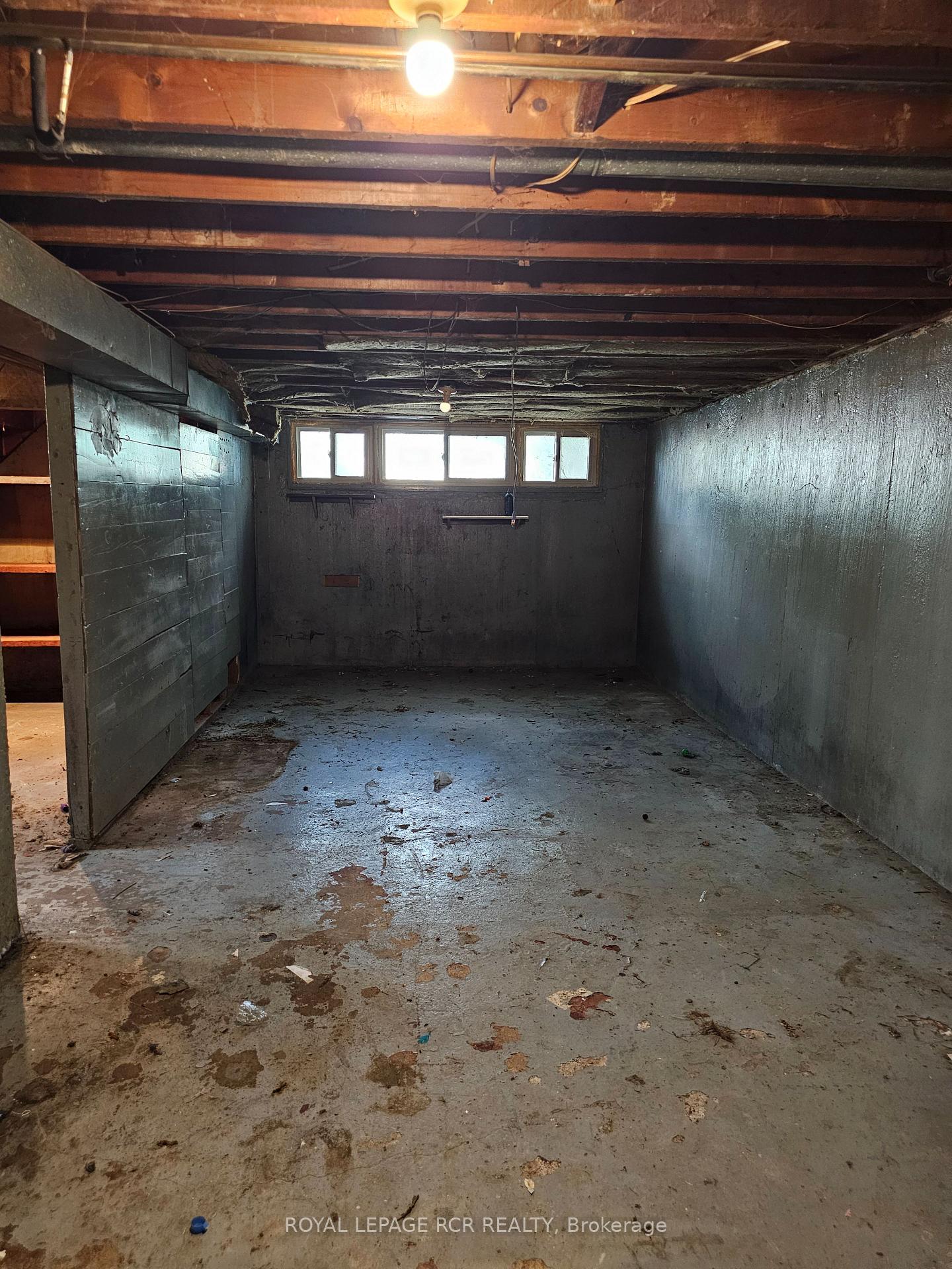 Photo 10 of 142 Cherrywood Drive, Newmarket, Bristol-London — HOMEH