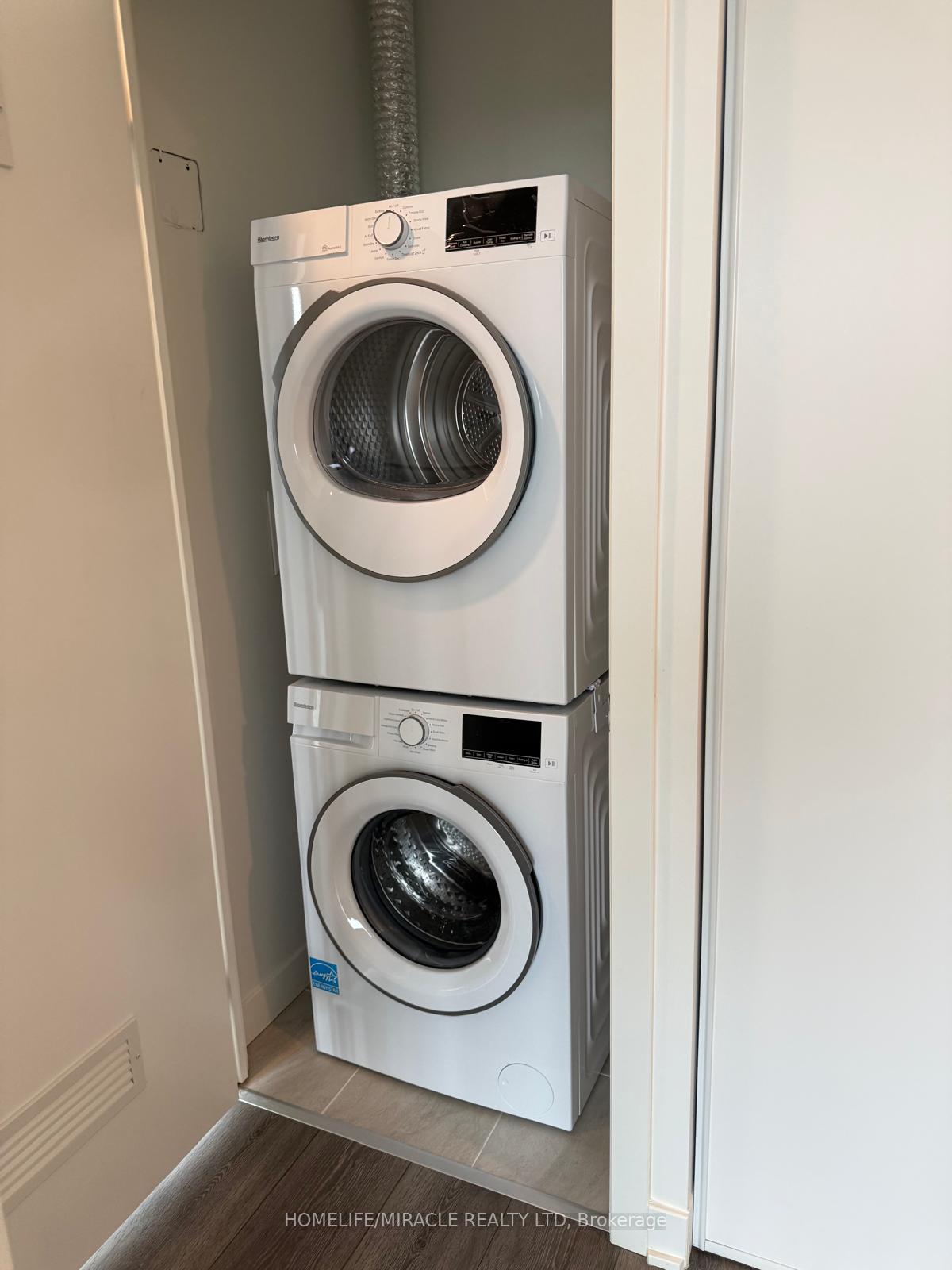Photo 10 of Unit 20, 6 Flavelle Trail, Vaughan, Steeles West Industrial — HOMEH