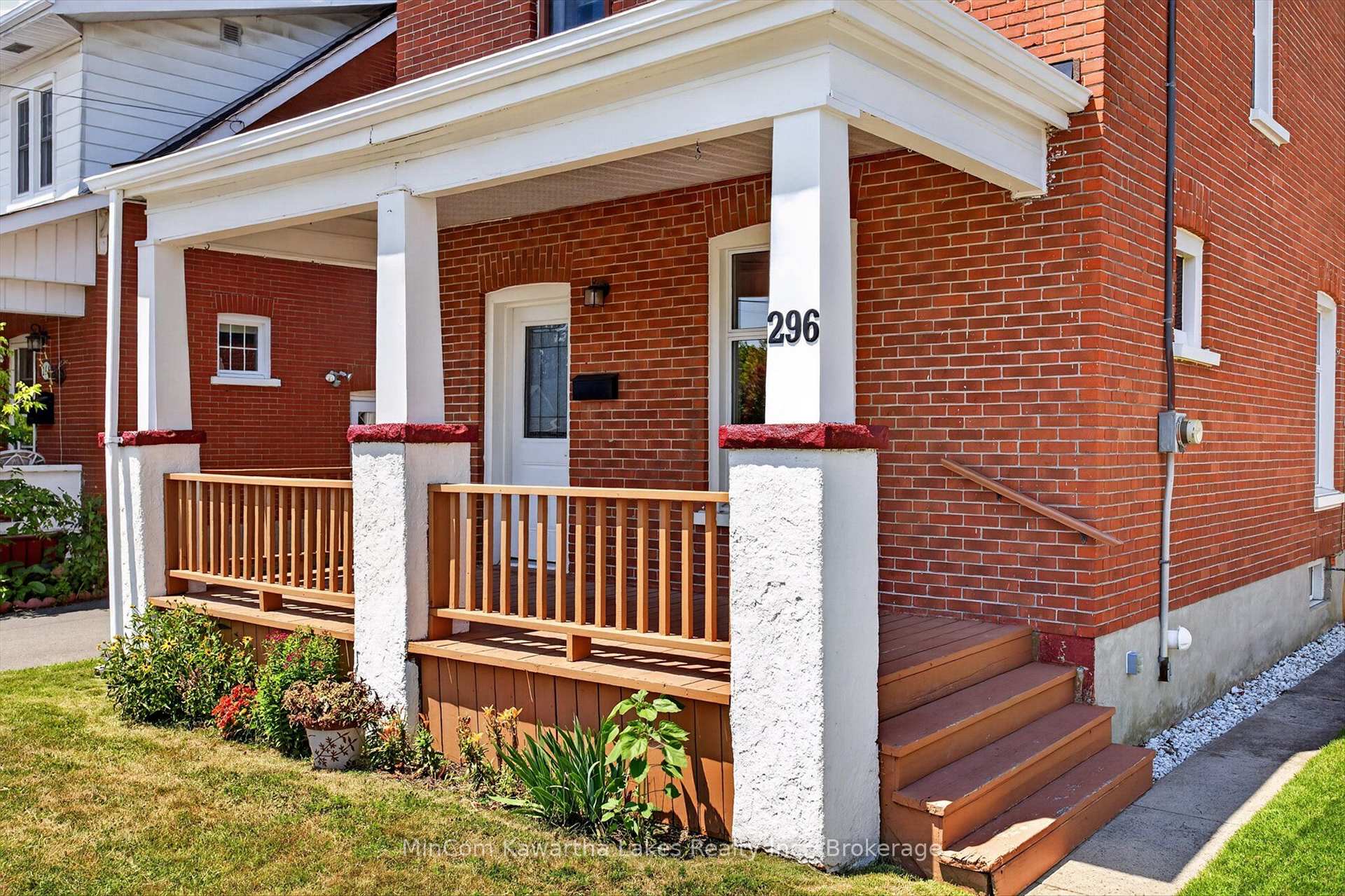 Photo 5 of 296 Braidwood Avenue, Peterborough, Otonabee Ward 1 — HOMEH