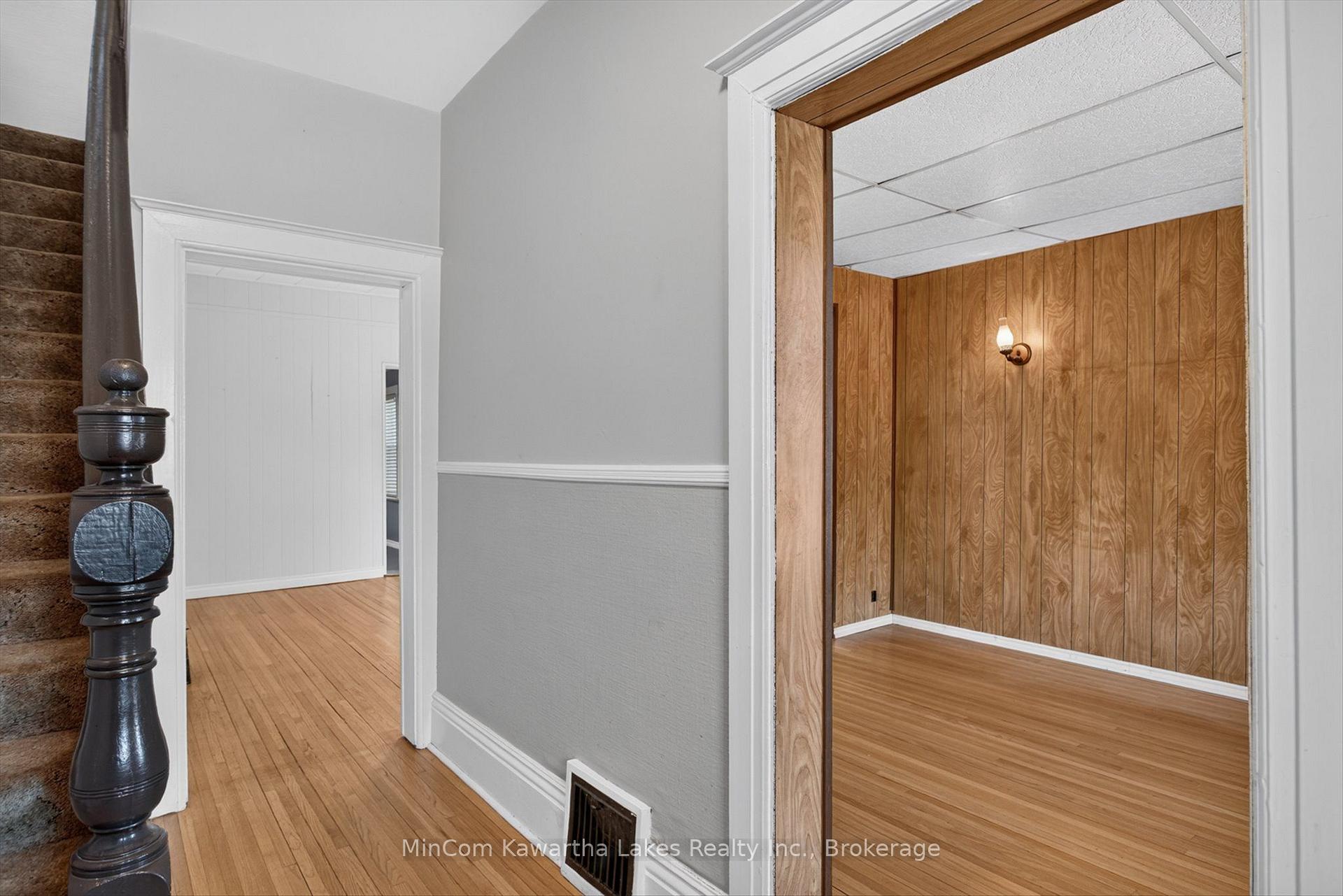 Photo 8 of 296 Braidwood Avenue, Peterborough, Otonabee Ward 1 — HOMEH