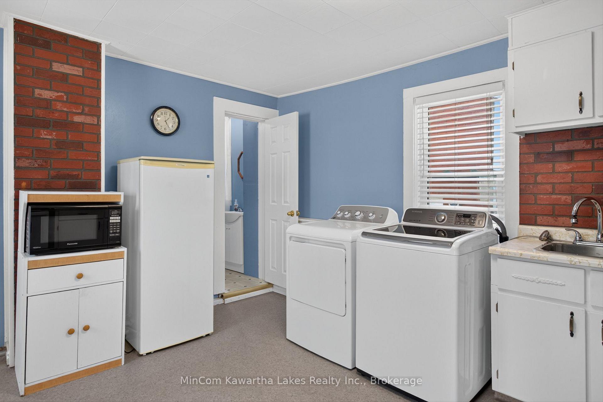 Photo 19 of 296 Braidwood Avenue, Peterborough, Otonabee Ward 1 — HOMEH