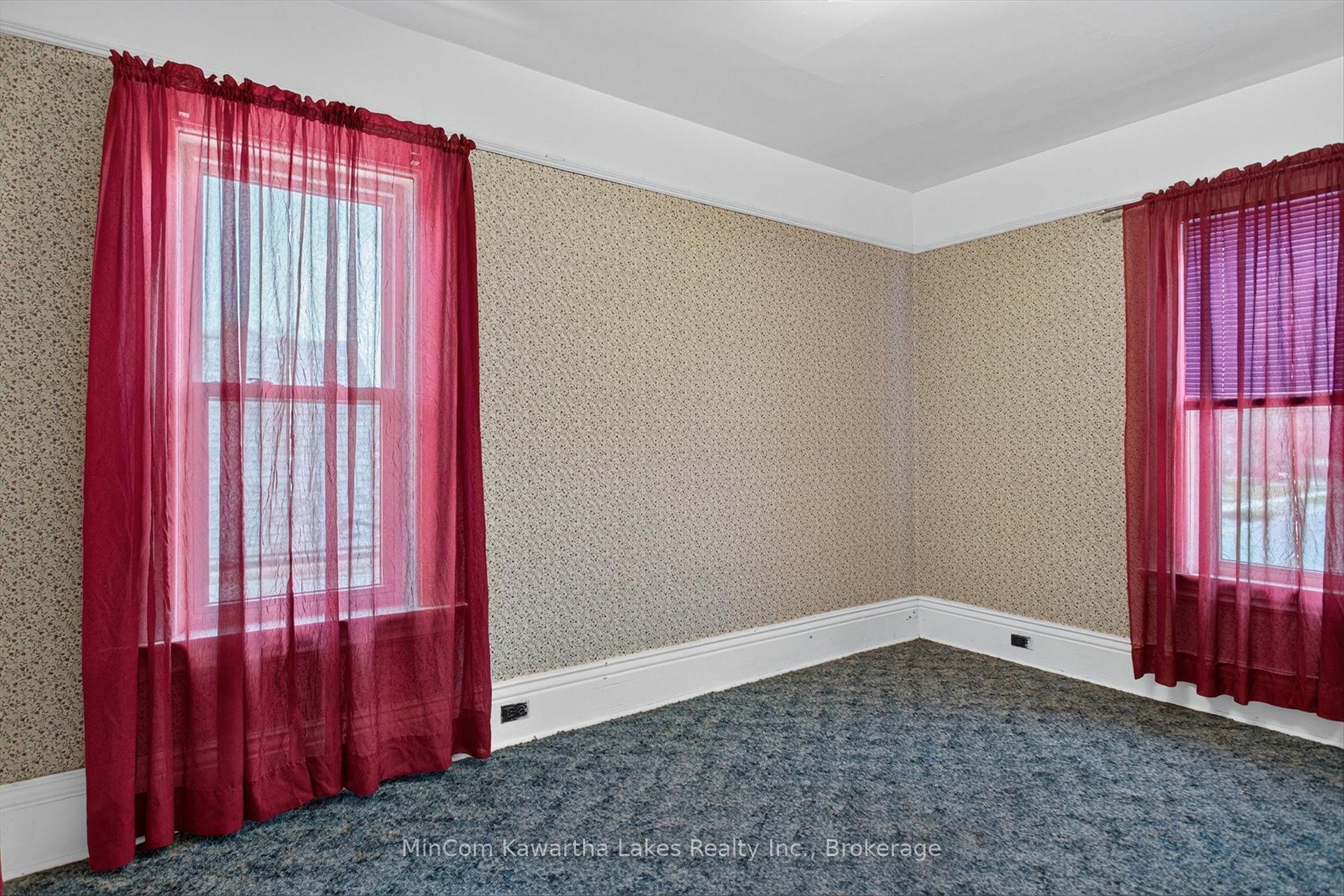 Photo 25 of 296 Braidwood Avenue, Peterborough, Otonabee Ward 1 — HOMEH