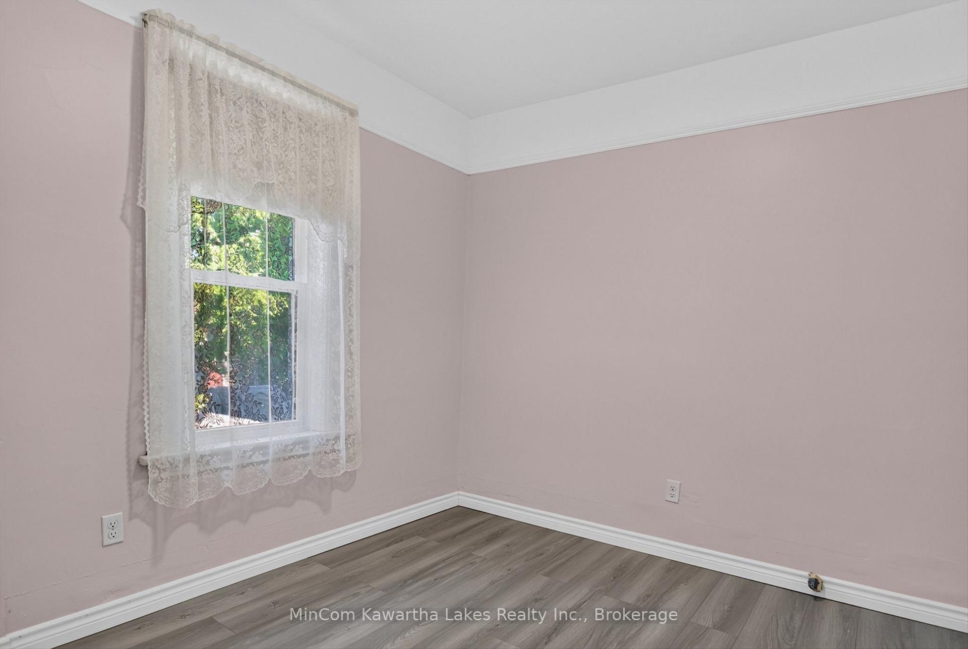 Photo 30 of 296 Braidwood Avenue, Peterborough, Otonabee Ward 1 — HOMEH