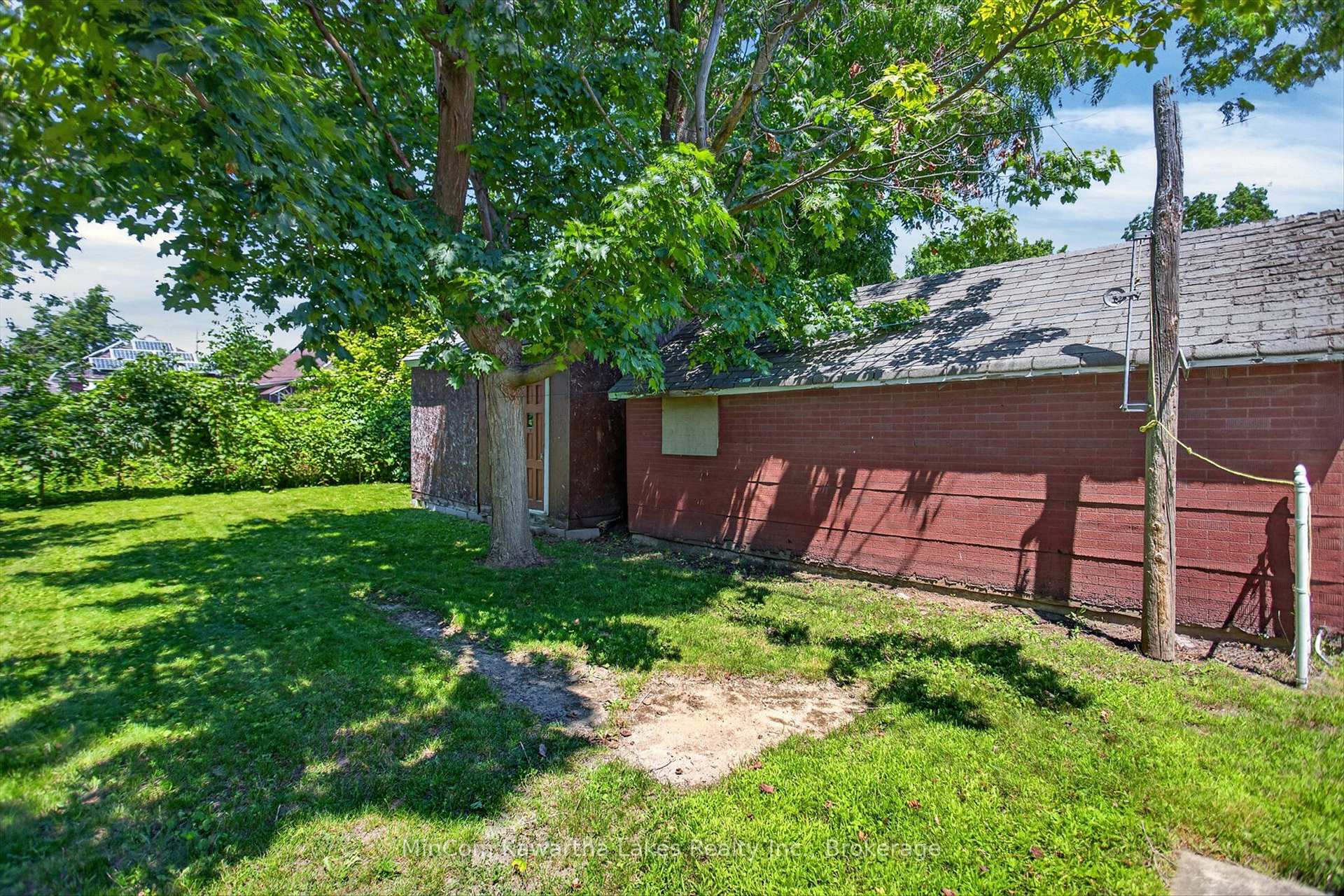 Photo 46 of 296 Braidwood Avenue, Peterborough, Otonabee Ward 1 — HOMEH