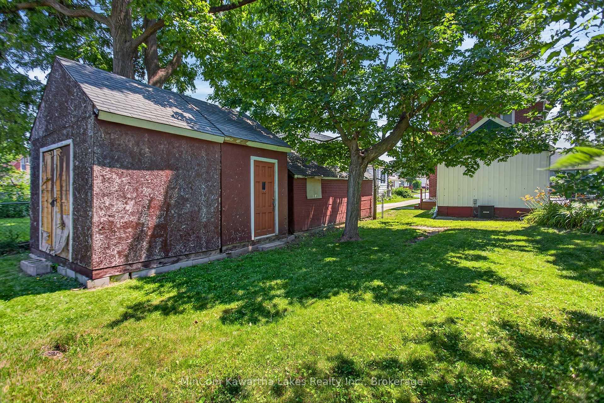 Photo 47 of 296 Braidwood Avenue, Peterborough, Otonabee Ward 1 — HOMEH