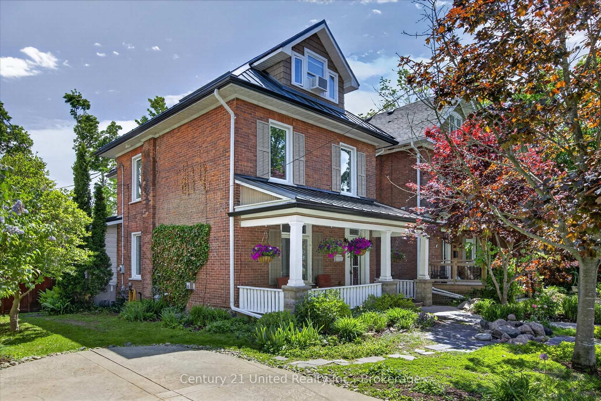 Photo 1 of 587 Gilmour Street, Peterborough, Town Ward 3 — HOMEH