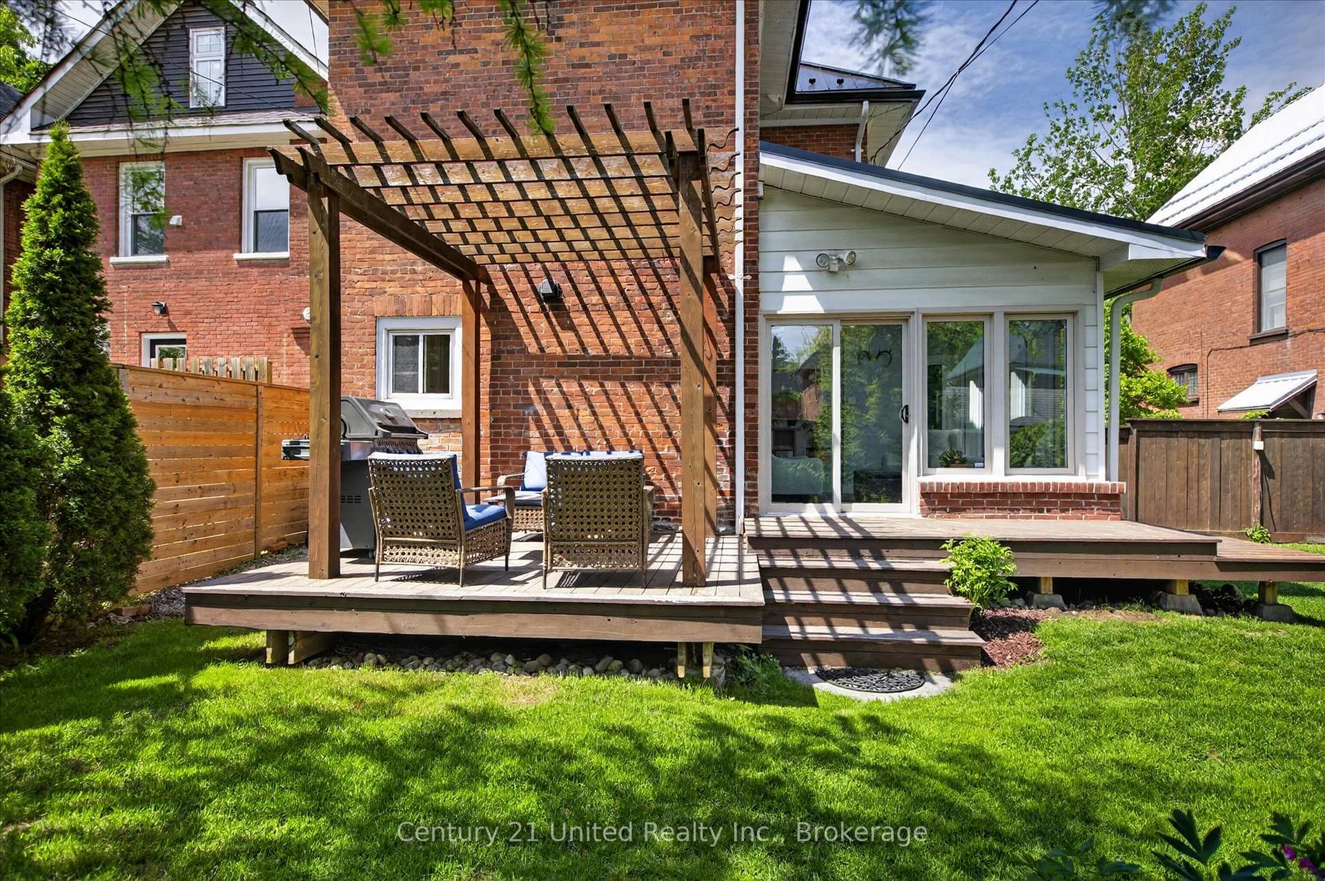 Photo 36 of 587 Gilmour Street, Peterborough, Town Ward 3 — HOMEH