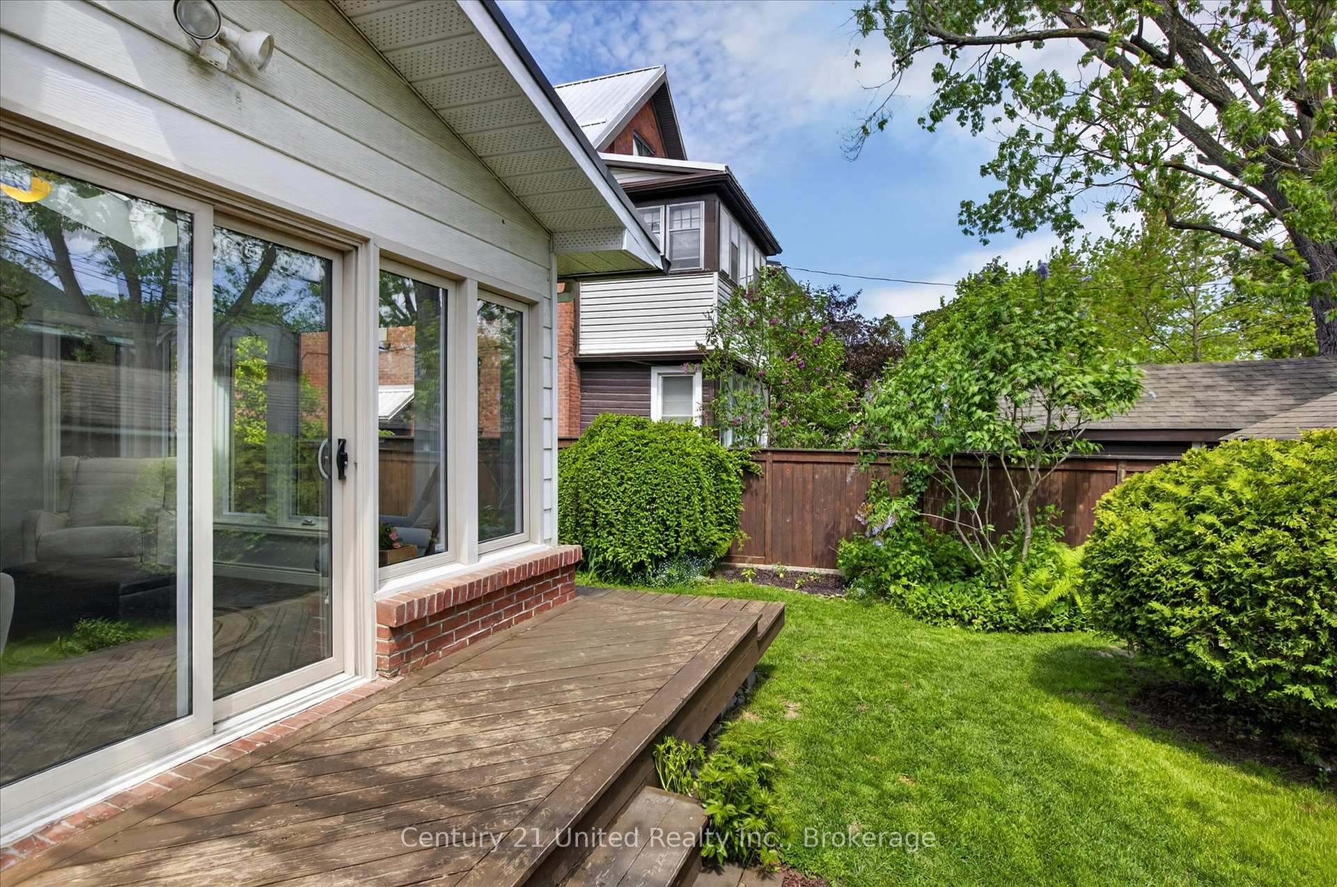 Photo 38 of 587 Gilmour Street, Peterborough, Town Ward 3 — HOMEH