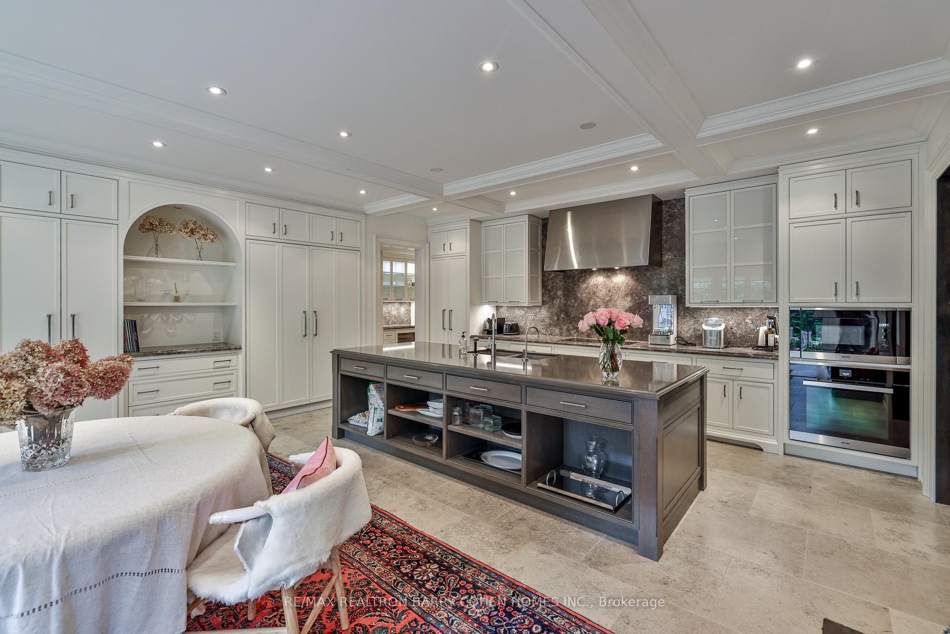 Photo 10 of 30 Whitney Avenue, Toronto, Rosedale-Moore Park — HOMEH