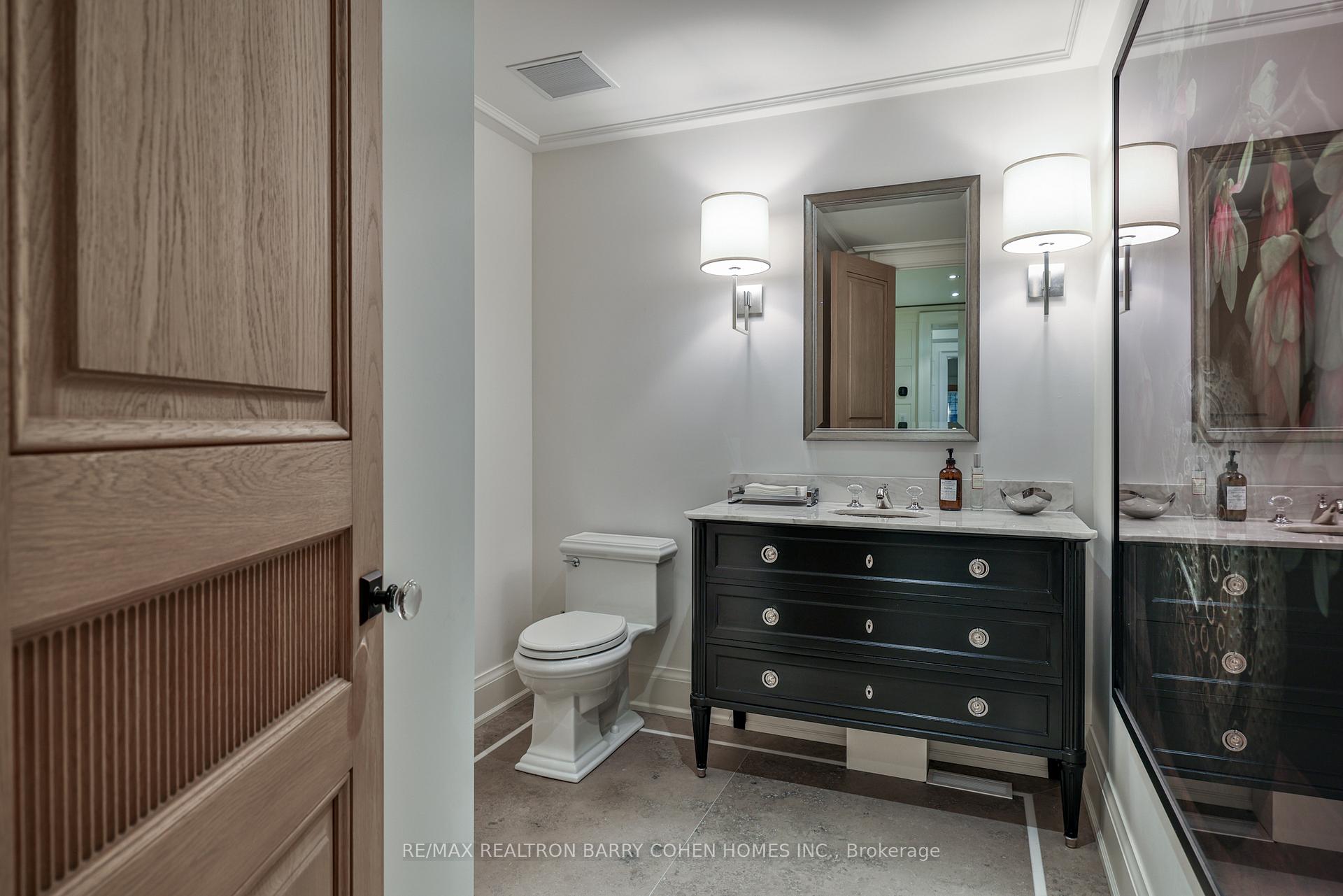 Photo 15 of 30 Whitney Avenue, Toronto, Rosedale-Moore Park — HOMEH