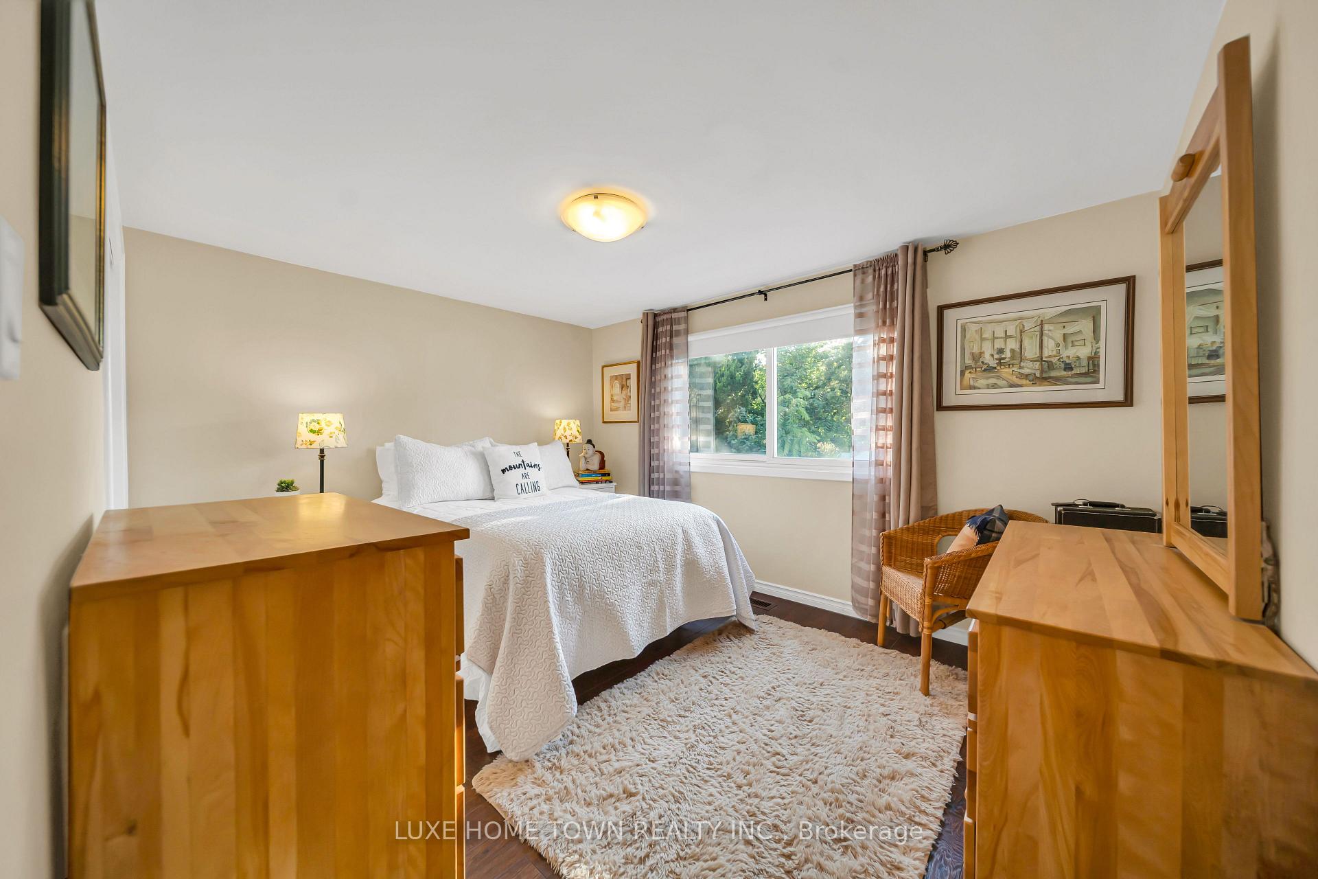 Photo 23 of 12 Mcnab Drive, Grimsby, Grimsby East — HOMEH