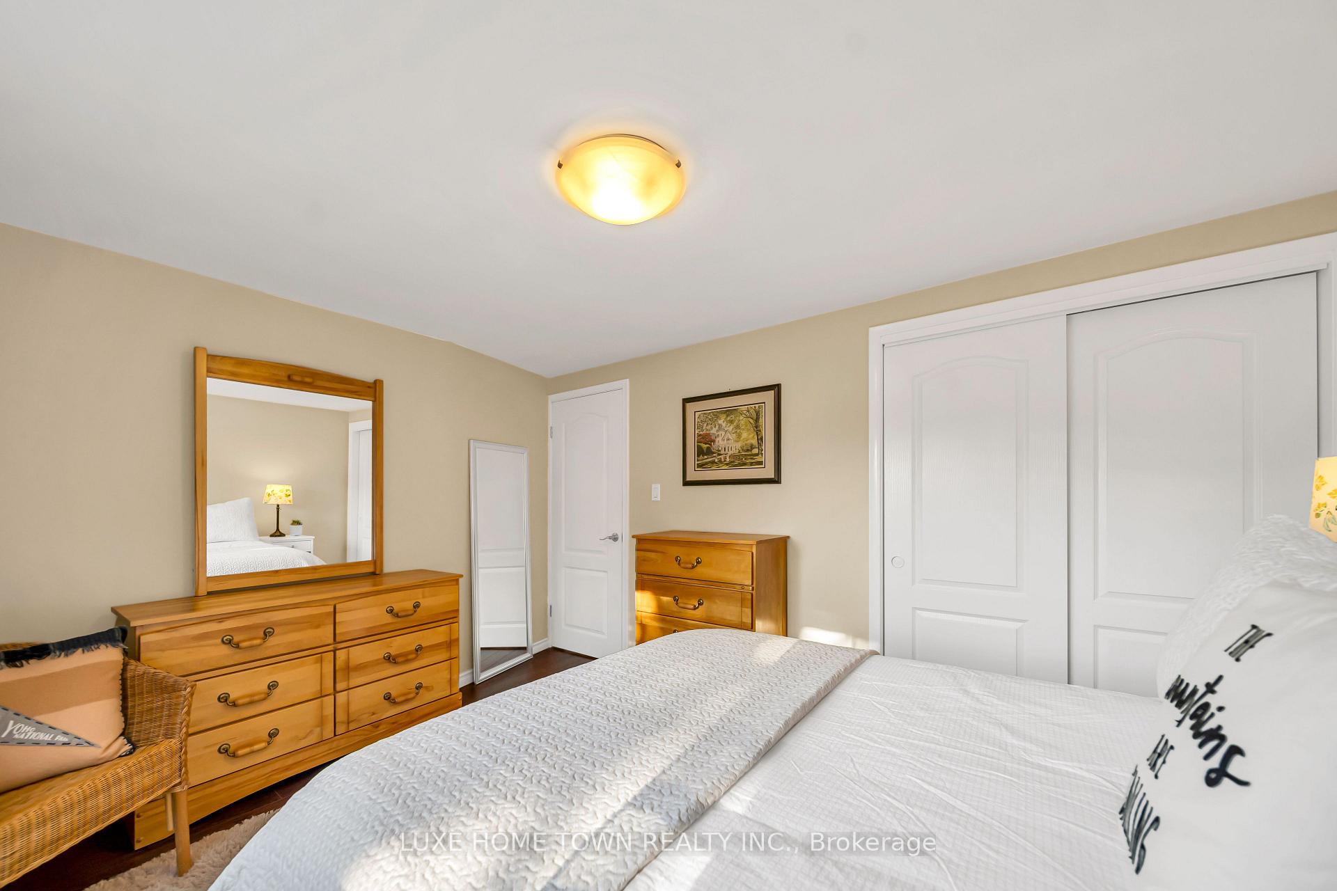 Photo 24 of 12 Mcnab Drive, Grimsby, Grimsby East — HOMEH