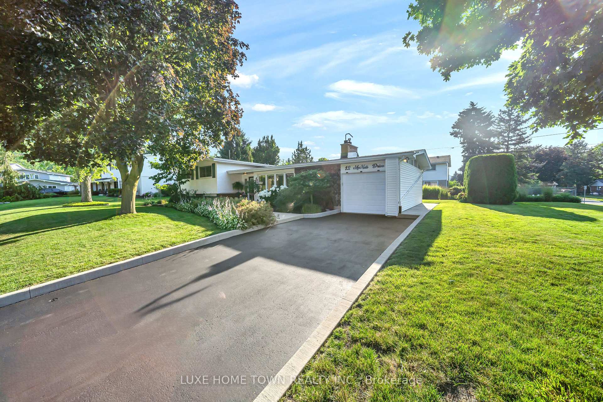 Photo 38 of 12 Mcnab Drive, Grimsby, Grimsby East — HOMEH
