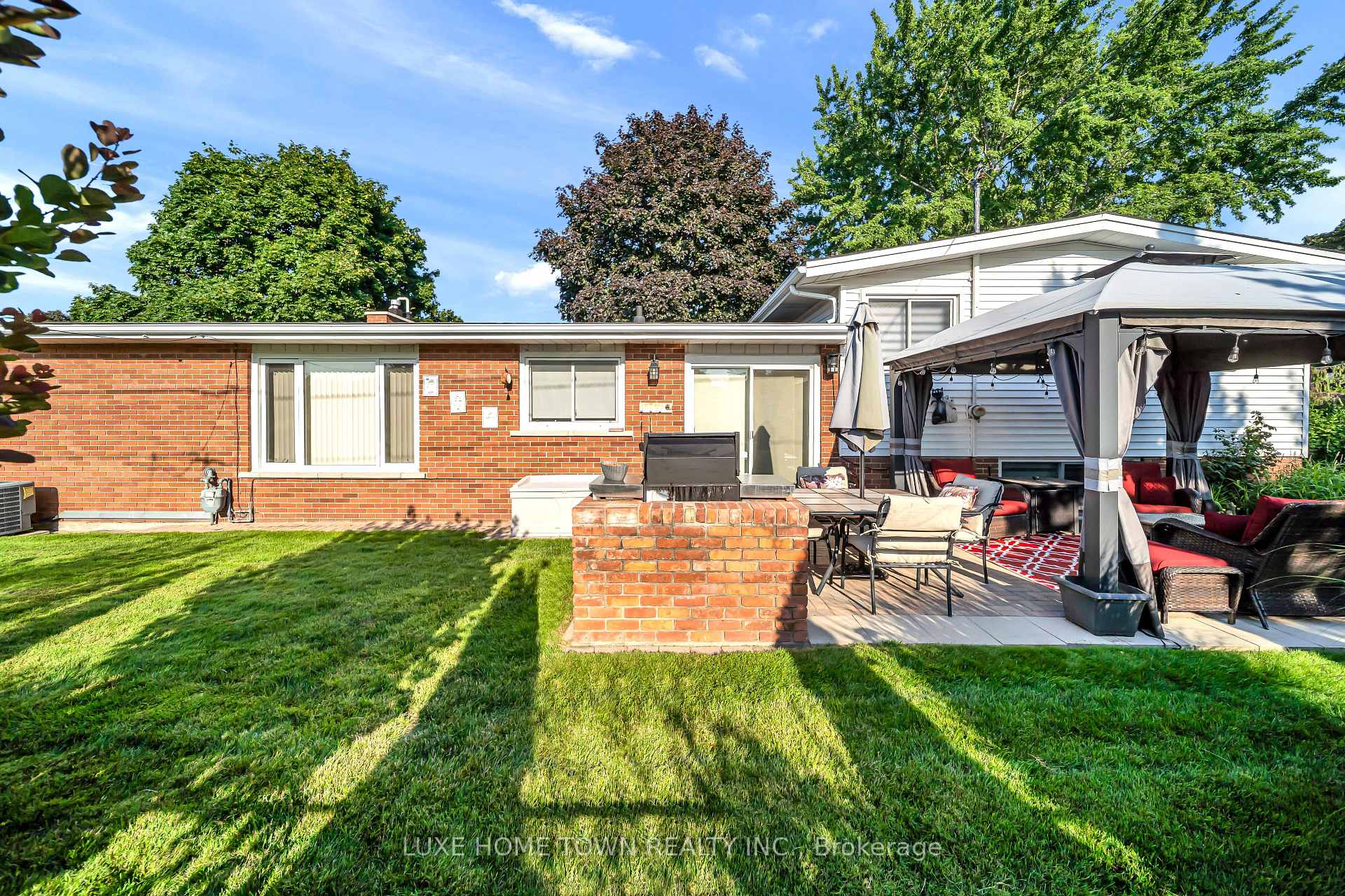 Photo 42 of 12 Mcnab Drive, Grimsby, Grimsby East — HOMEH