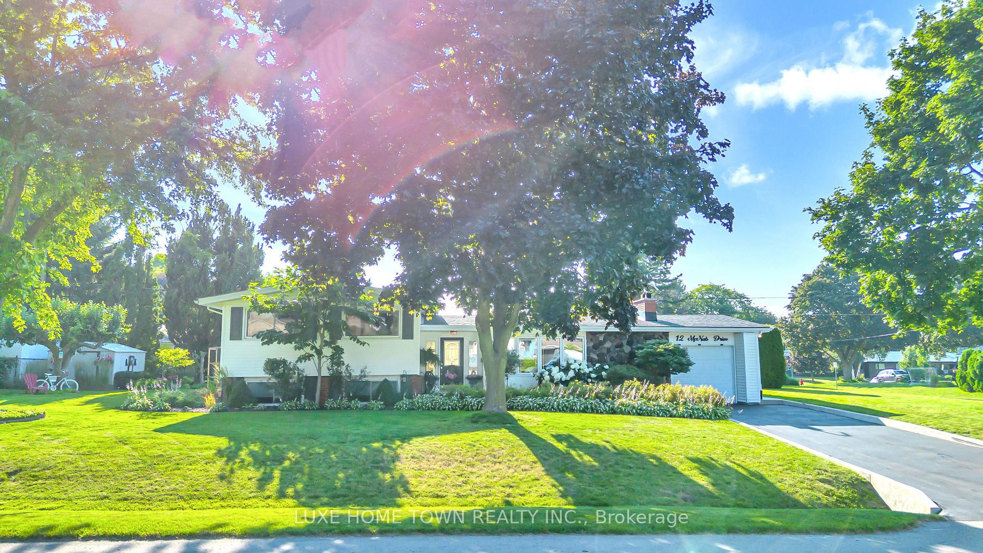 Photo 44 of 12 Mcnab Drive, Grimsby, Grimsby East — HOMEH