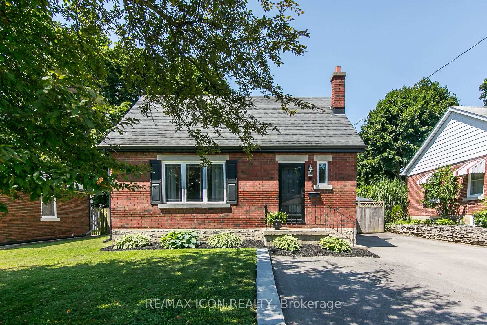 Photo 2 of 38 Scrimger Avenue, Cambridge, Christopher-Champlain — HOMEH