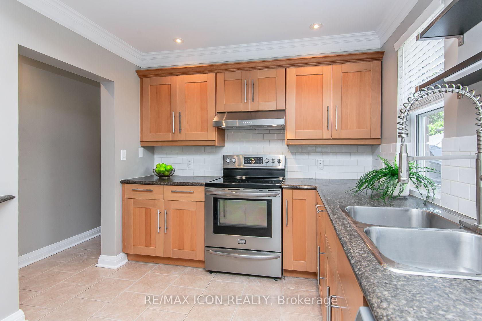 Photo 7 of 38 Scrimger Avenue, Cambridge, Christopher-Champlain — HOMEH