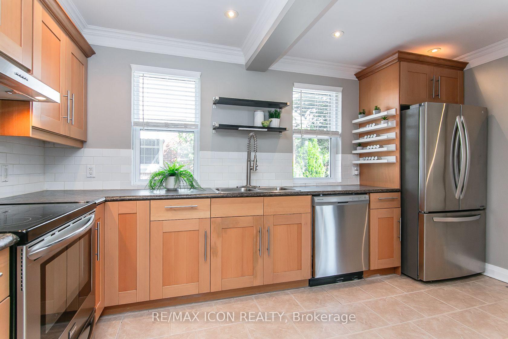 Photo 8 of 38 Scrimger Avenue, Cambridge, Christopher-Champlain — HOMEH