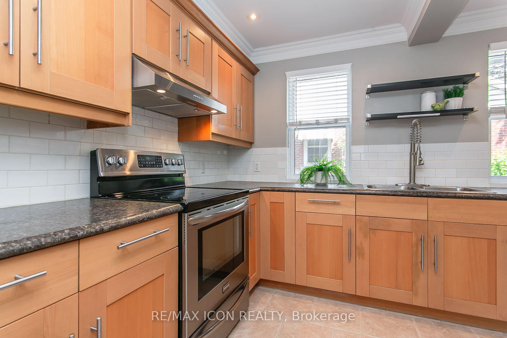 Photo 9 of 38 Scrimger Avenue, Cambridge, Christopher-Champlain — HOMEH