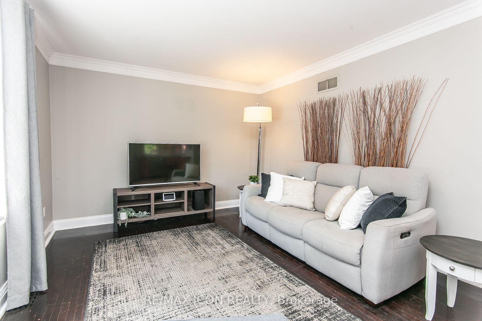 Photo 12 of 38 Scrimger Avenue, Cambridge, Christopher-Champlain — HOMEH