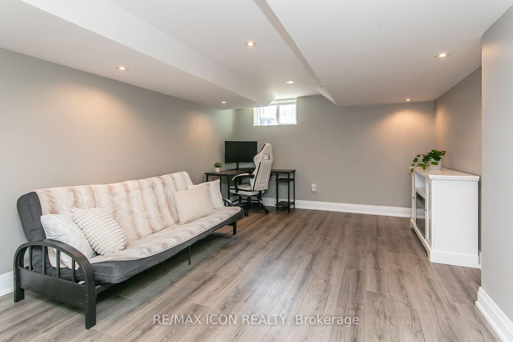 Photo 19 of 38 Scrimger Avenue, Cambridge, Christopher-Champlain — HOMEH